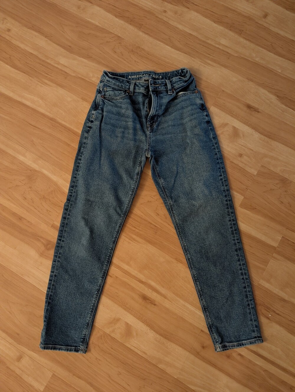 American Eagle Straight Leg Jeans